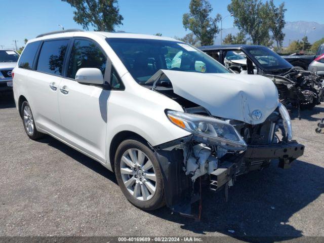  Salvage Toyota Sienna