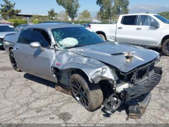  Salvage Dodge Challenger