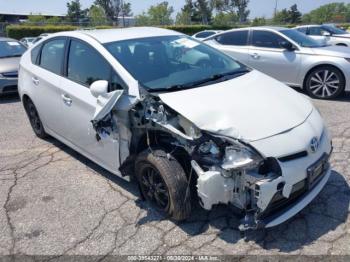  Salvage Toyota Prius