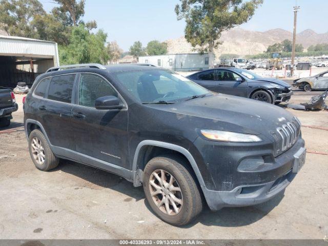  Salvage Jeep Cherokee