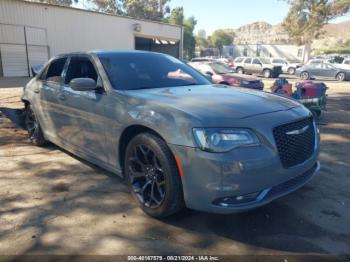  Salvage Chrysler 300