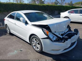  Salvage Hyundai SONATA