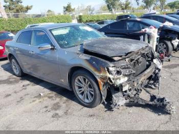  Salvage Chrysler 300c