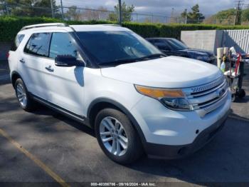  Salvage Ford Explorer