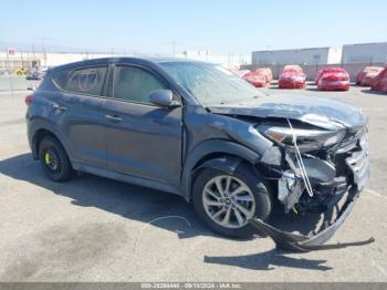  Salvage Hyundai TUCSON