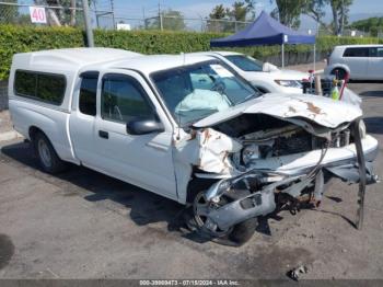  Salvage Toyota Tacoma