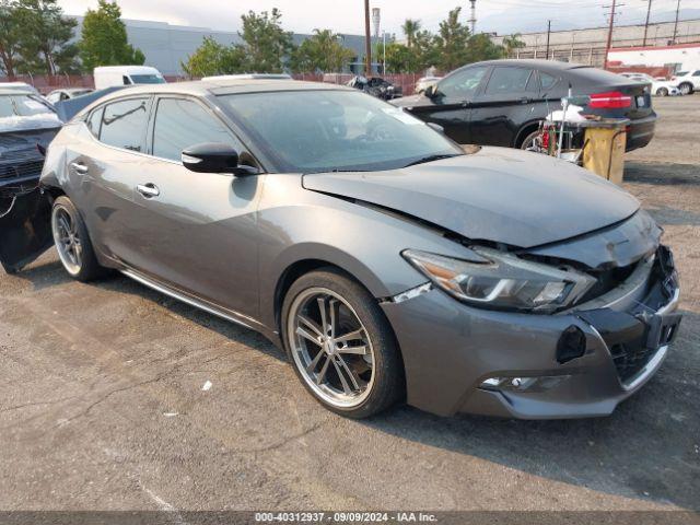  Salvage Nissan Maxima