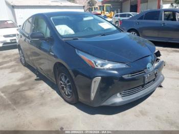  Salvage Toyota Prius