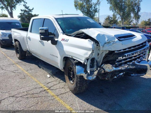  Salvage Chevrolet Silverado 2500