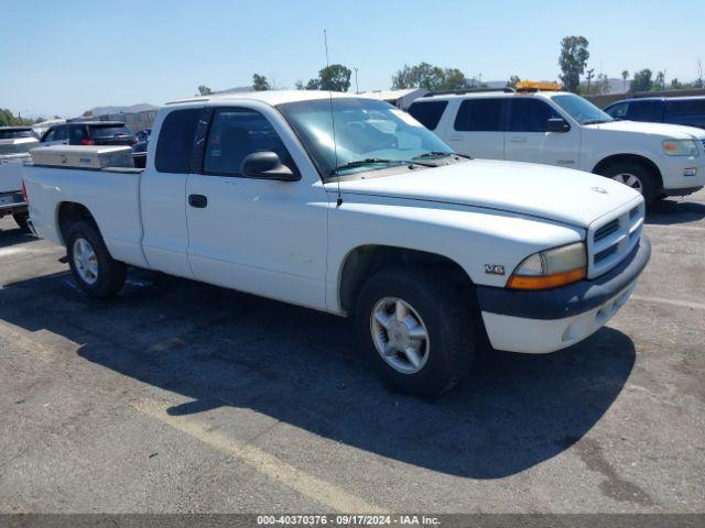  Salvage Dodge Dakota