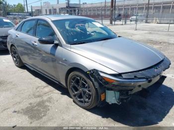  Salvage Hyundai ELANTRA