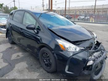  Salvage Toyota Prius v