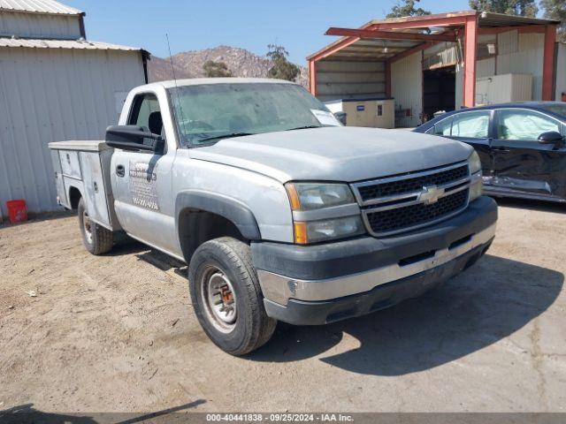  Salvage Chevrolet Silverado 2500