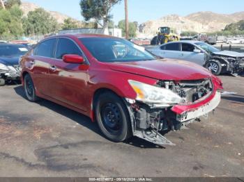  Salvage Nissan Altima