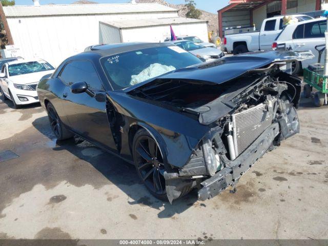  Salvage Dodge Challenger