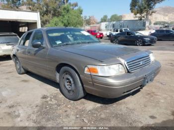  Salvage Ford Crown Victoria