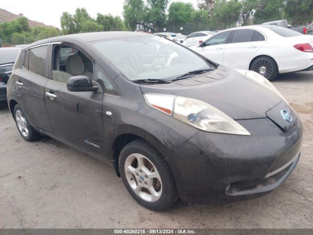  Salvage Nissan LEAF