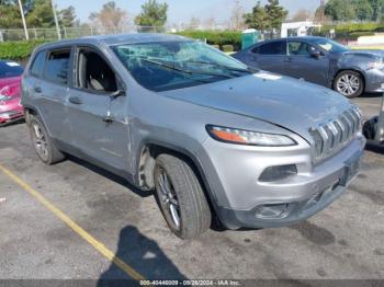  Salvage Jeep Cherokee