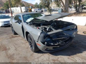  Salvage Dodge Challenger