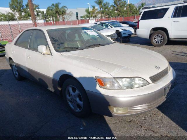  Salvage Lexus Es