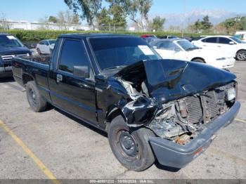  Salvage Mitsubishi Mighty Max   S