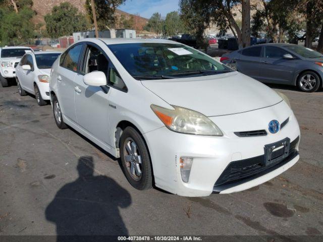  Salvage Toyota Prius