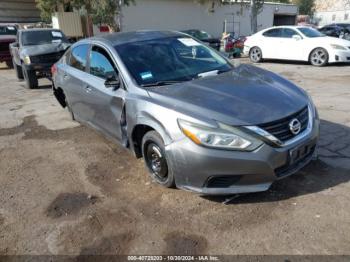  Salvage Nissan Altima