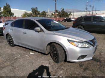  Salvage Nissan Altima