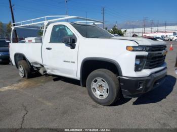  Salvage Chevrolet Silverado 2500