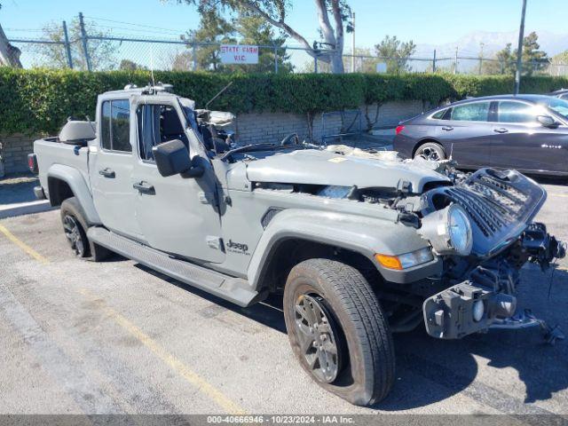  Salvage Jeep Gladiator