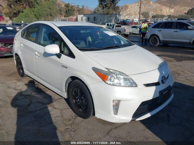  Salvage Toyota Prius