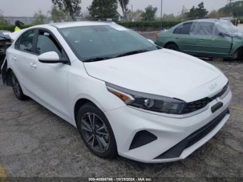  Salvage Kia Forte