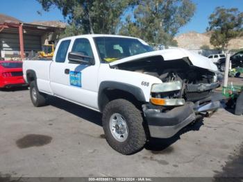  Salvage Chevrolet Silverado 2500