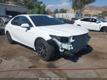  Salvage Toyota Camry