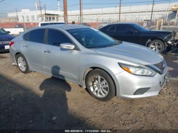  Salvage Nissan Altima