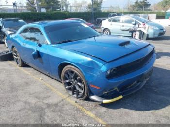  Salvage Dodge Challenger