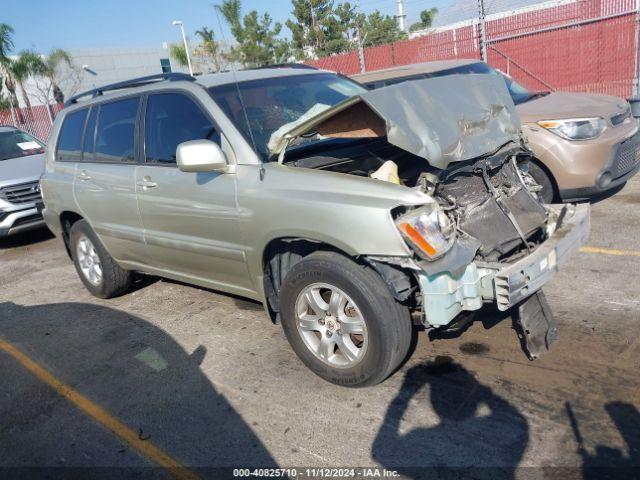  Salvage Toyota Highlander