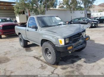  Salvage Toyota Pickup