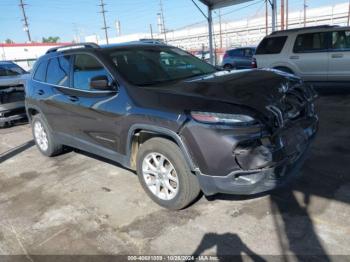  Salvage Jeep Cherokee