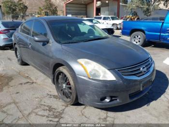  Salvage Nissan Altima