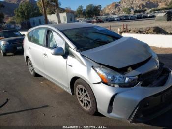  Salvage Toyota Prius v