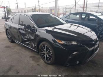  Salvage Toyota Camry