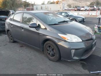  Salvage Toyota Prius