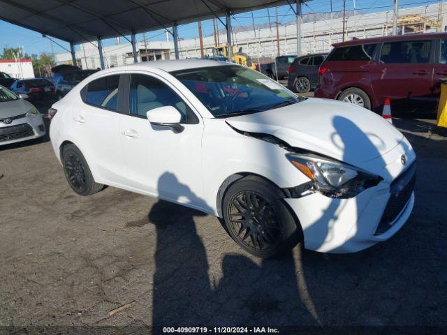  Salvage Toyota Yaris