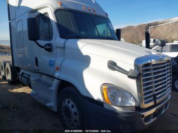  Salvage Freightliner Cascadia 125