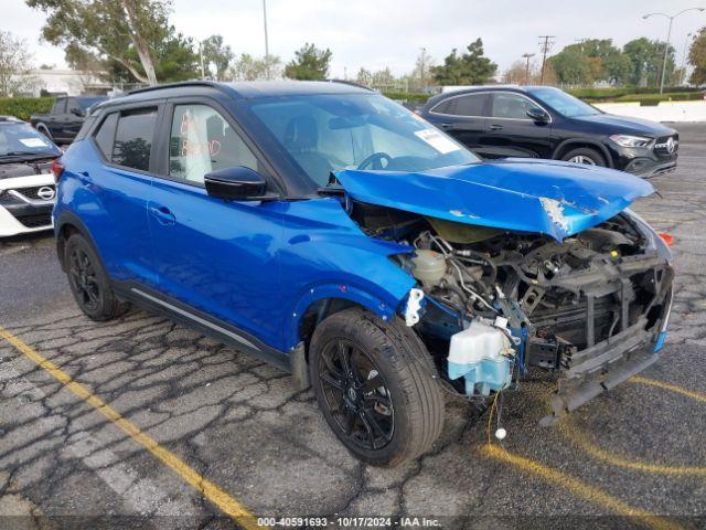  Salvage Nissan Kicks