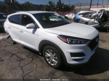  Salvage Hyundai TUCSON