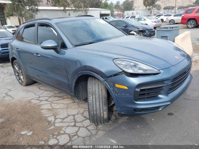  Salvage Porsche Cayenne