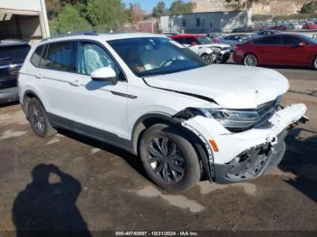  Salvage Volkswagen Tiguan