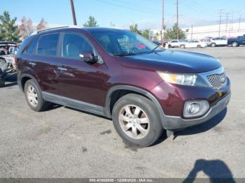  Salvage Kia Sorento